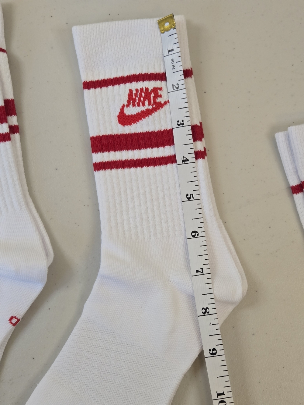 NWoT Nike Bundle Everyday Essentials Crew Socks White Red Stripe Medium 3 Pair - Picture 7 of 11